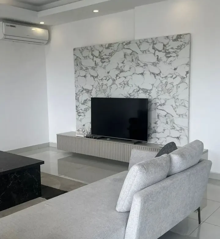 Très belle appartement meublé en location à Marcory Zone 4